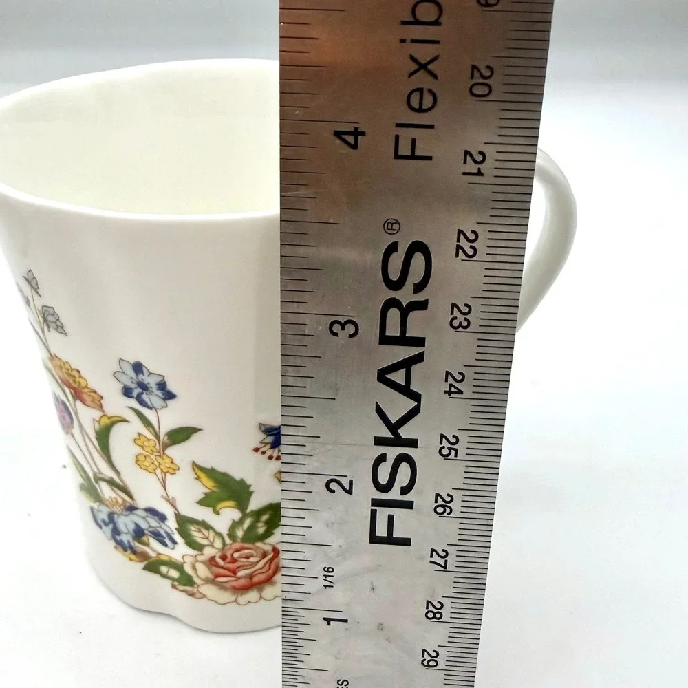 Aynsley Home Coffee Mug Set 2 Bone China Cottage Garden Floral Fluted England
